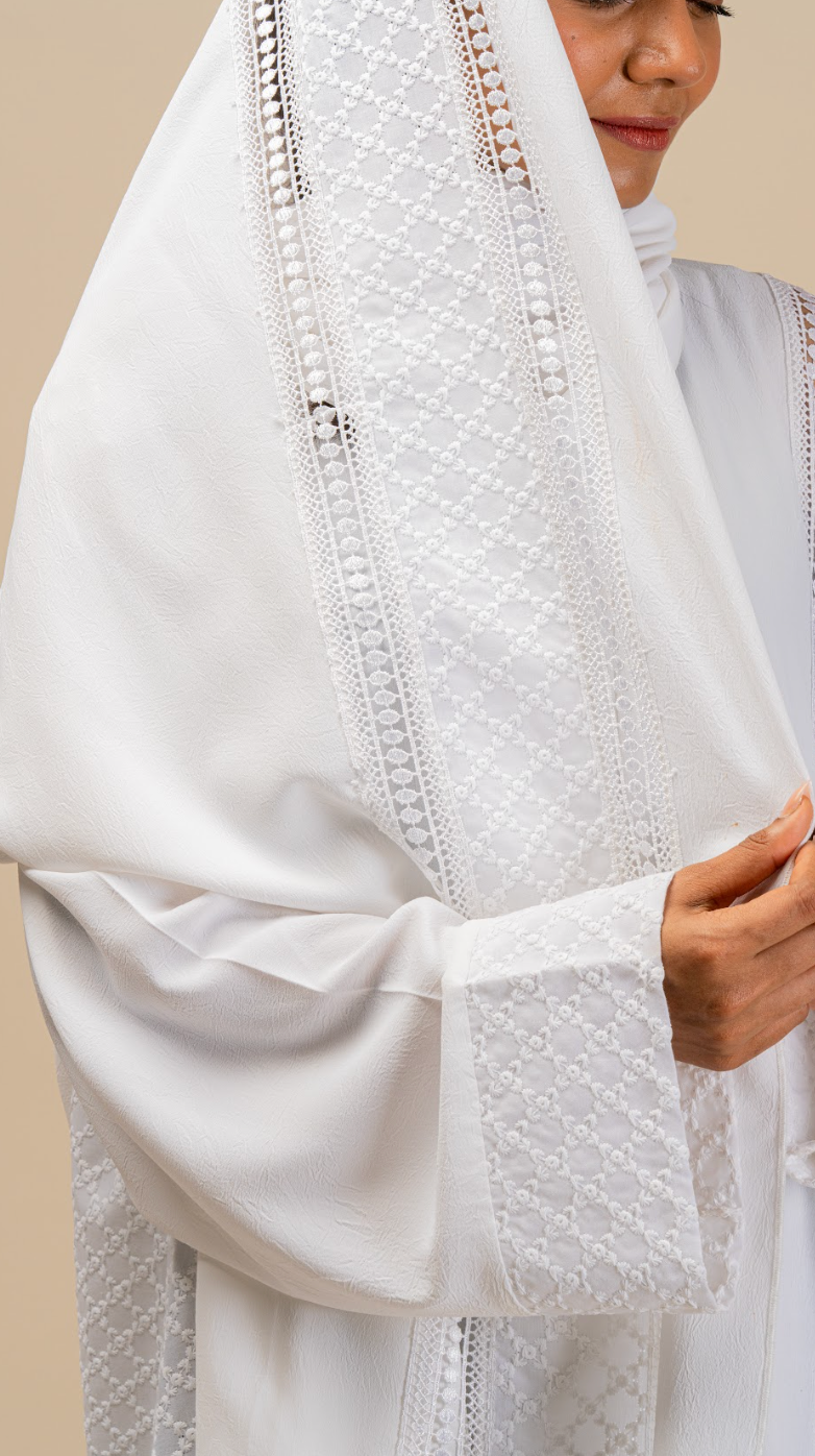 Buy Abaya & Hijab Set Online India
