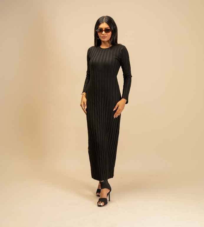 Black Bodycon Dress - Modest Wear for Women | Armario Modesto