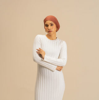 Brick Silk-Blend Satin Under scarf - Modest Clothing For Women | Armario Modesto