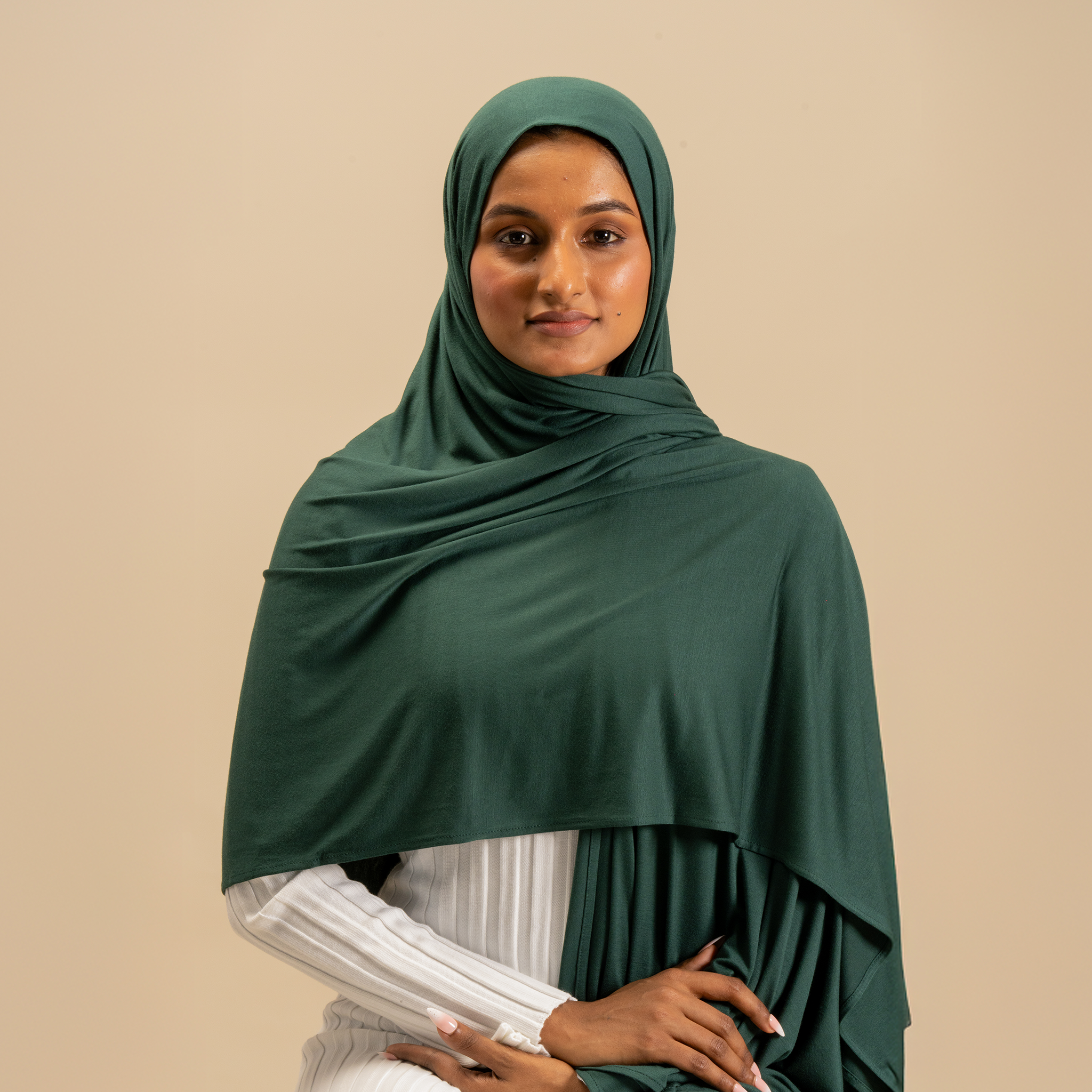 Forest Green Hijab - Modest Wear For Women | Armario Modesto