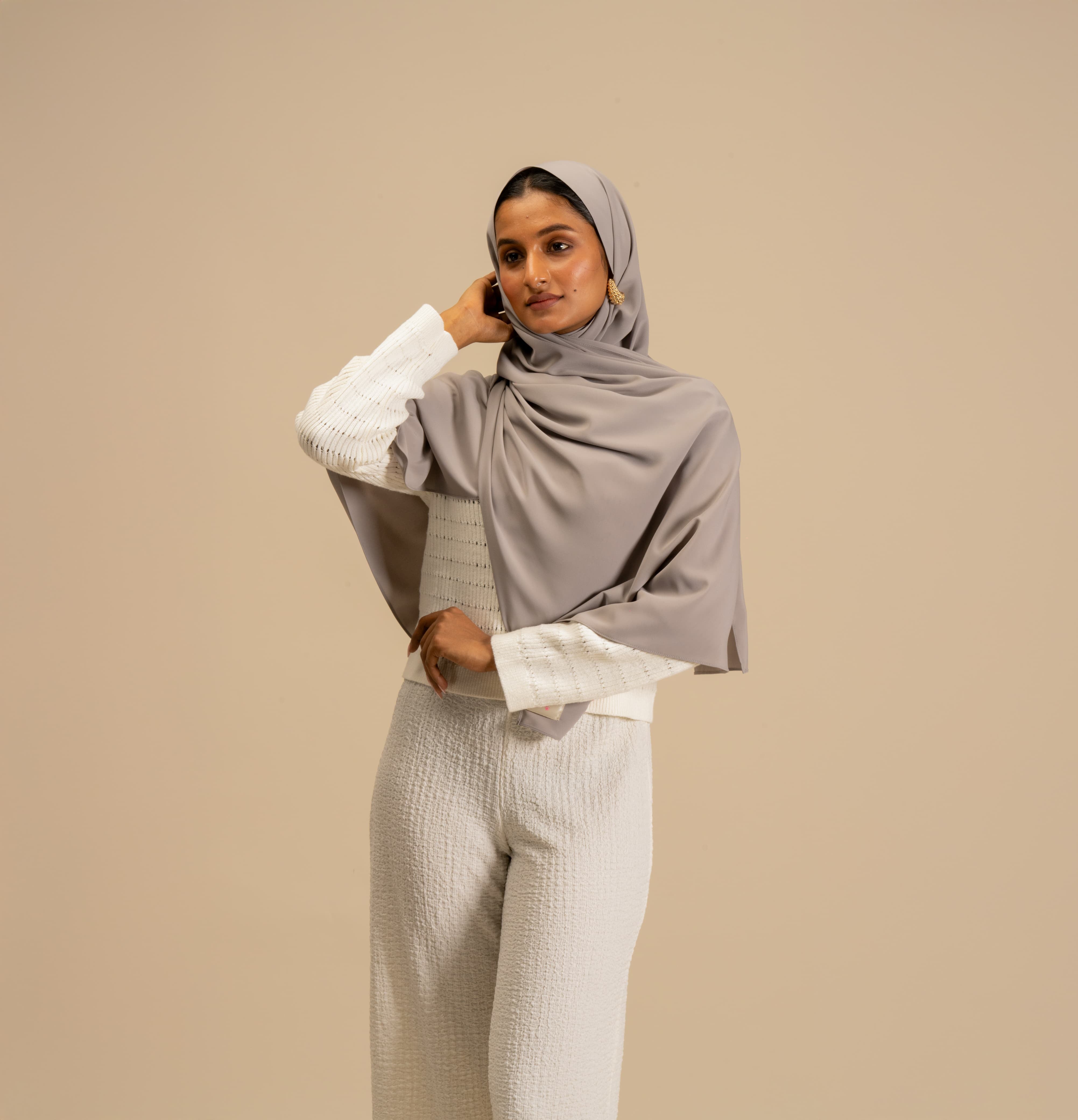 Grey Premium Chiffon Scarf - Modest Clothing For Women | Armario Modesto