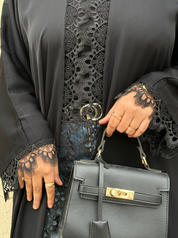 Liquorice Abaya | Modest Wear for Women  – Armario Modesto