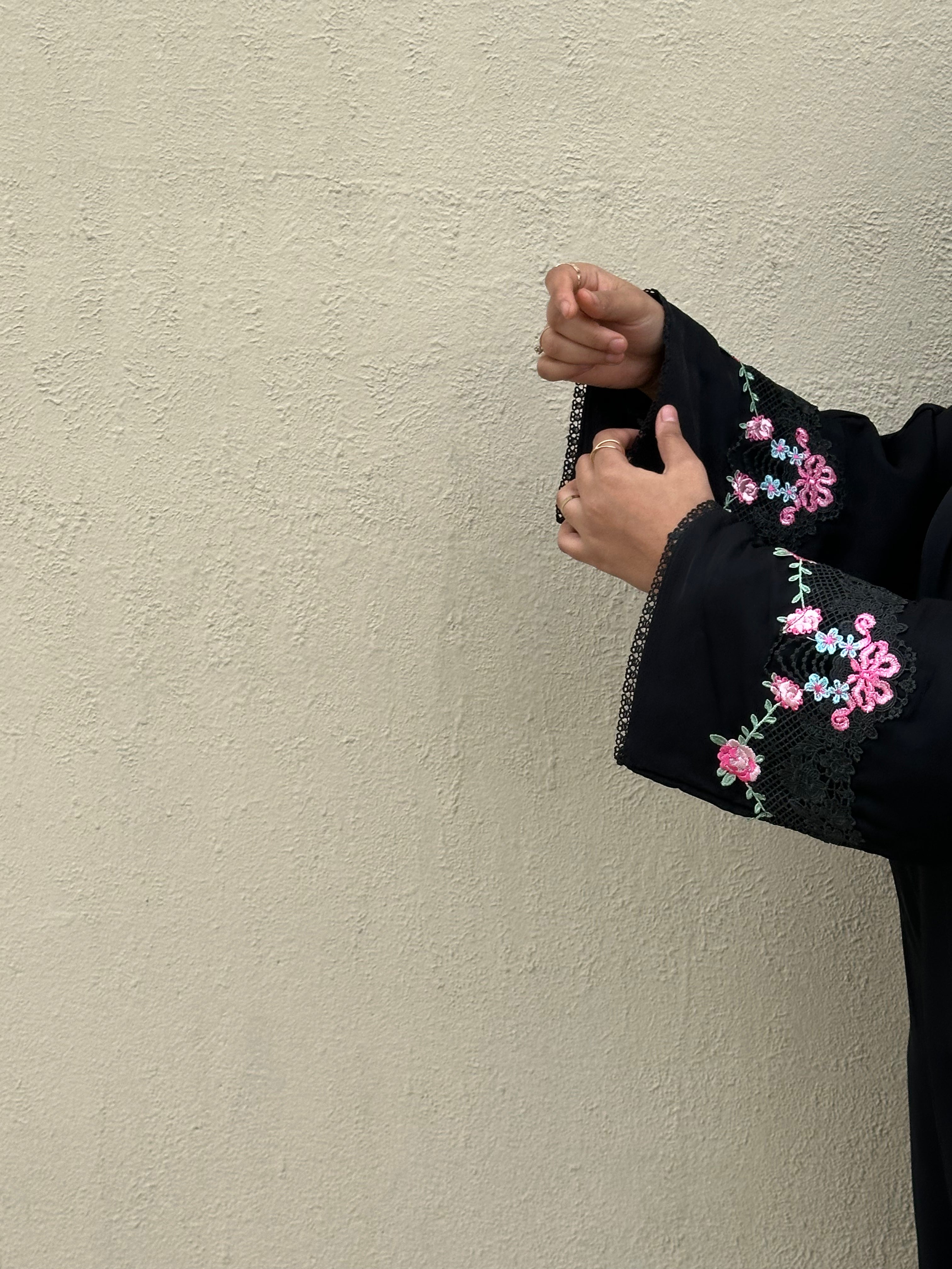 Sprinkles Abaya | Modest Wear for Women  – Armario Modesto