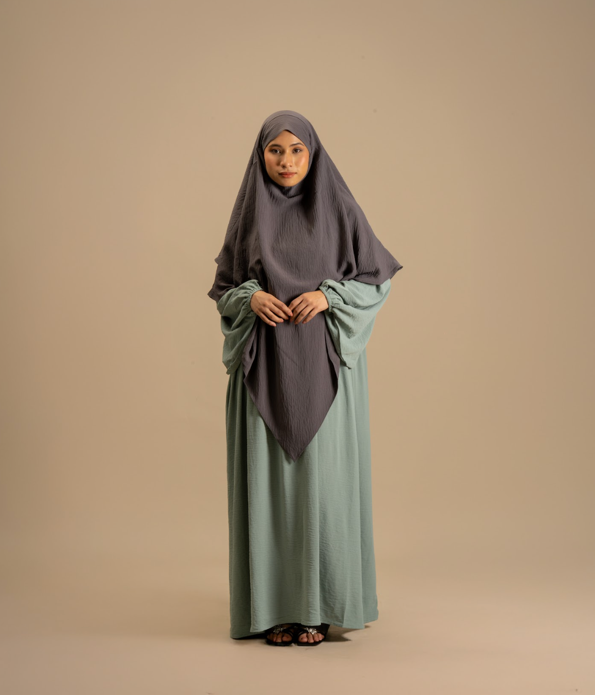 modest wear for women – Olive Khimar with matching hijab