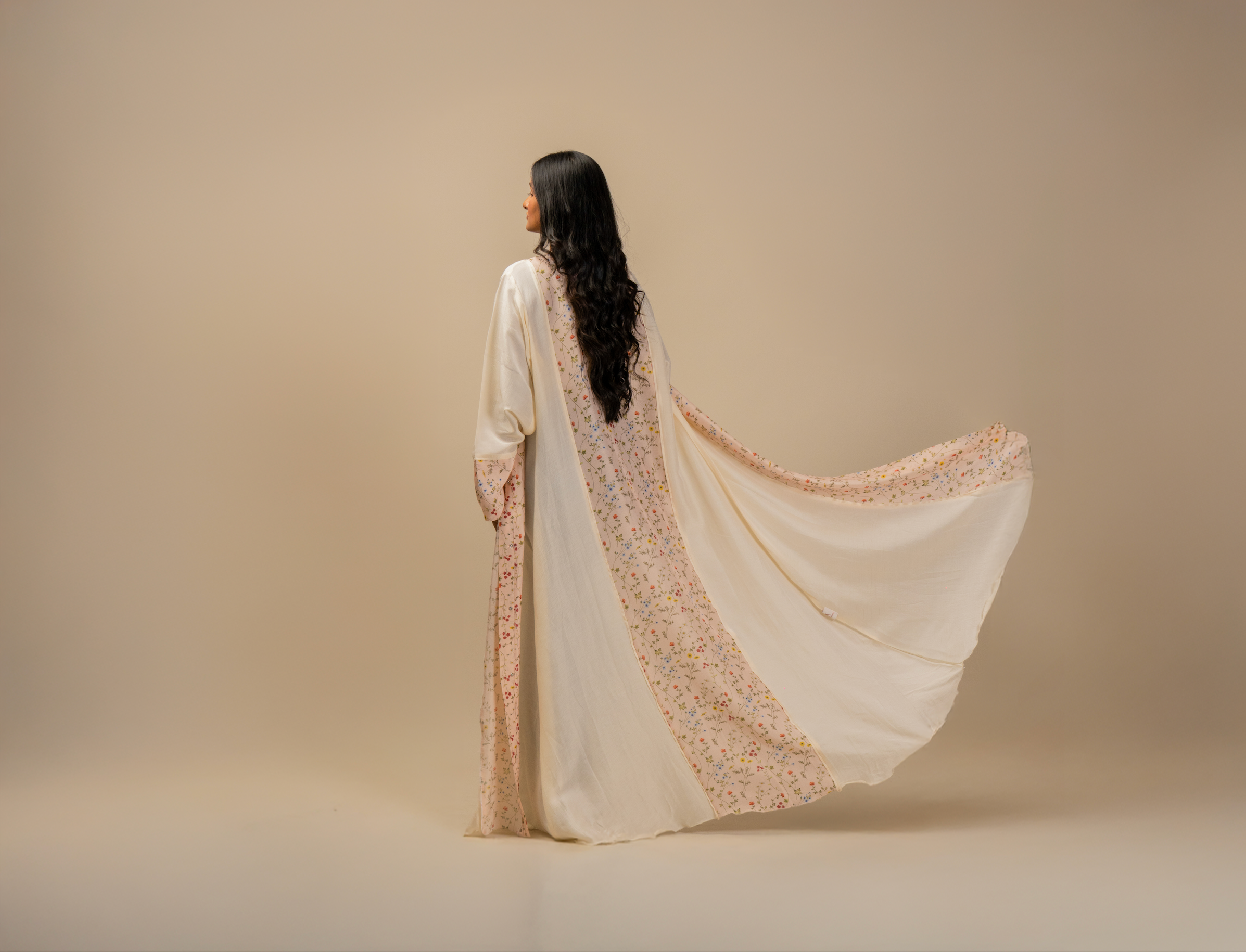 By The Shore Abaya | Modest Wear Dresses | Armario Modesto