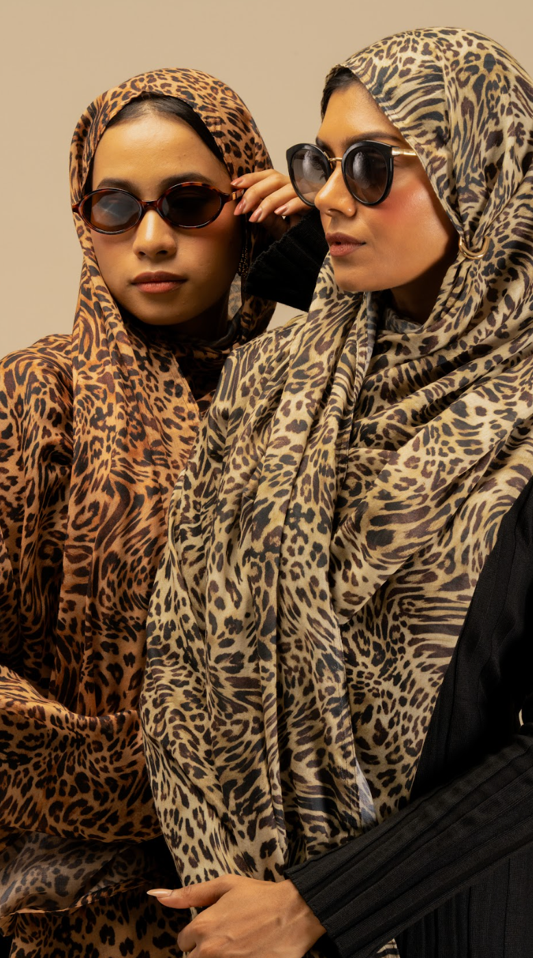Brown Leopard Printed Modal Scarf - Modest Clothing For Women | Armario Modesto