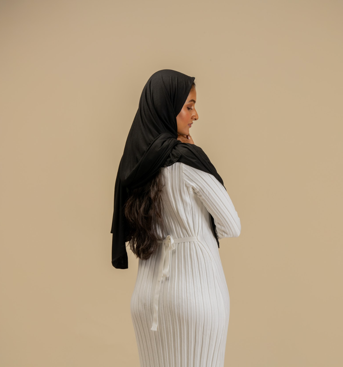 Black Hijab - Modest Wear For Women | Armario Modesto