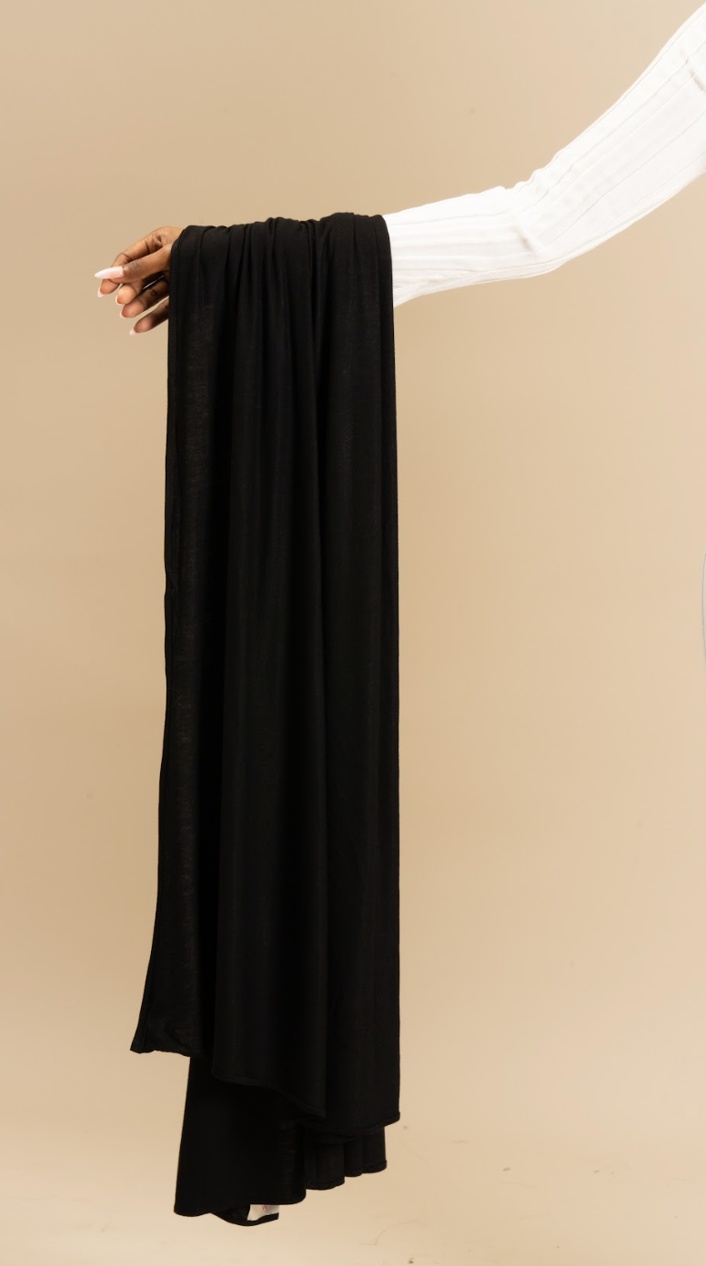 Black Hijab - Modest Wear For Women | Armario Modesto