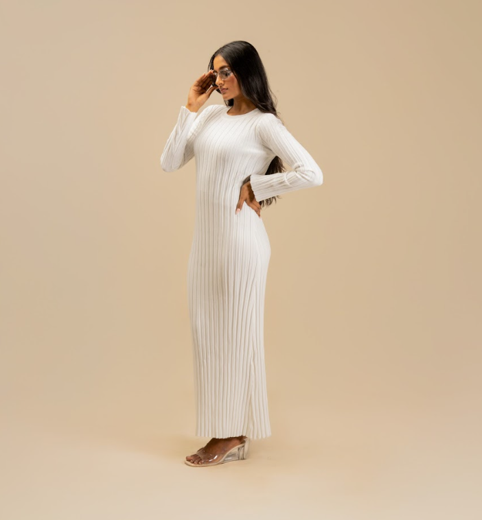 White Bodycon Dress - Modest Wear for Women | Armario Modesto