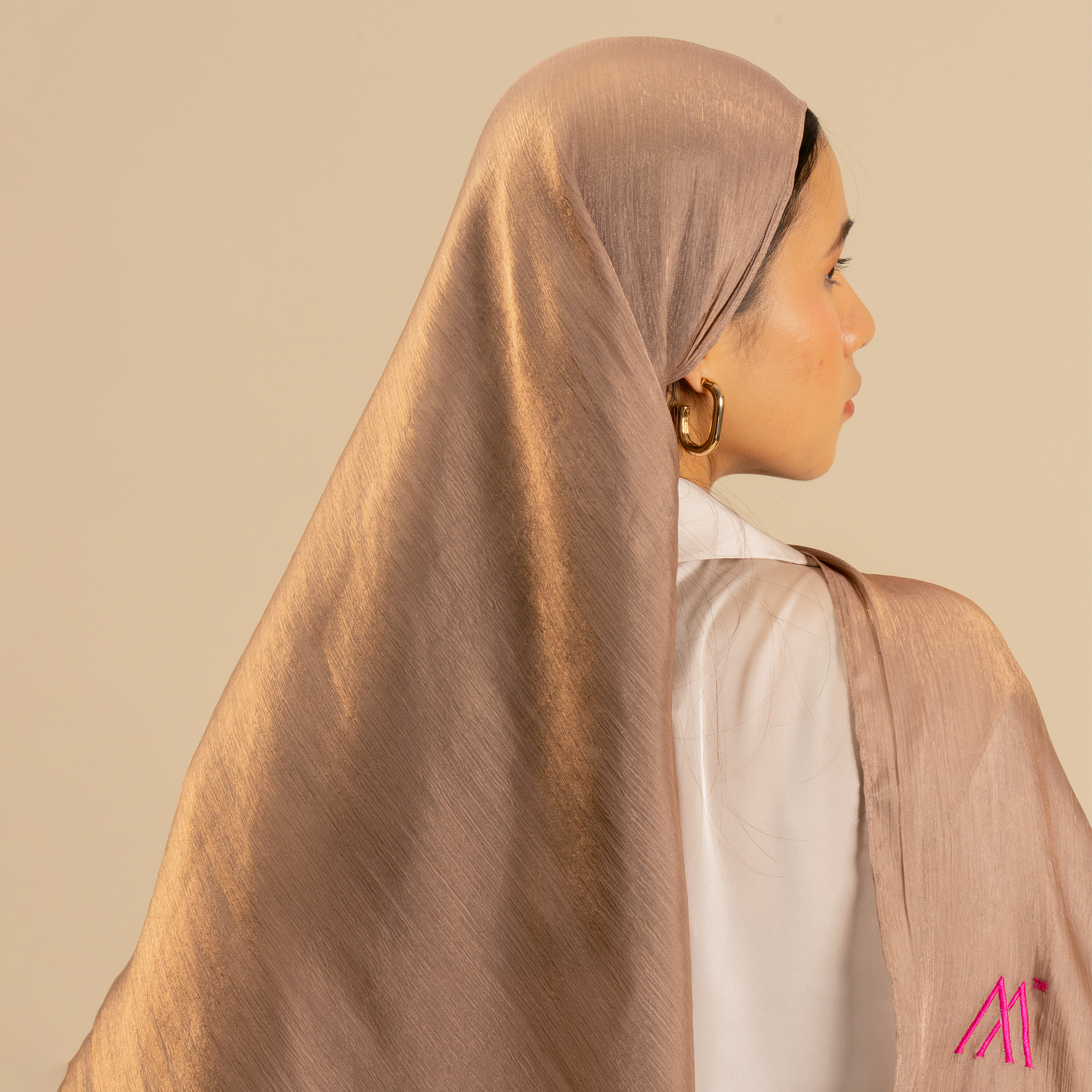 Cedar Brown Organza Hijab - Modest Wear For Women | Armario Modesto