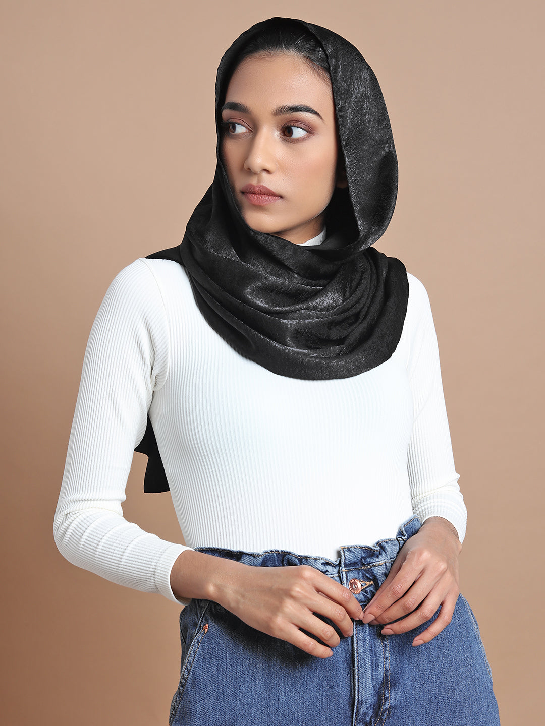 Classic Black - Modest Clothing For Women | Armario Modesto