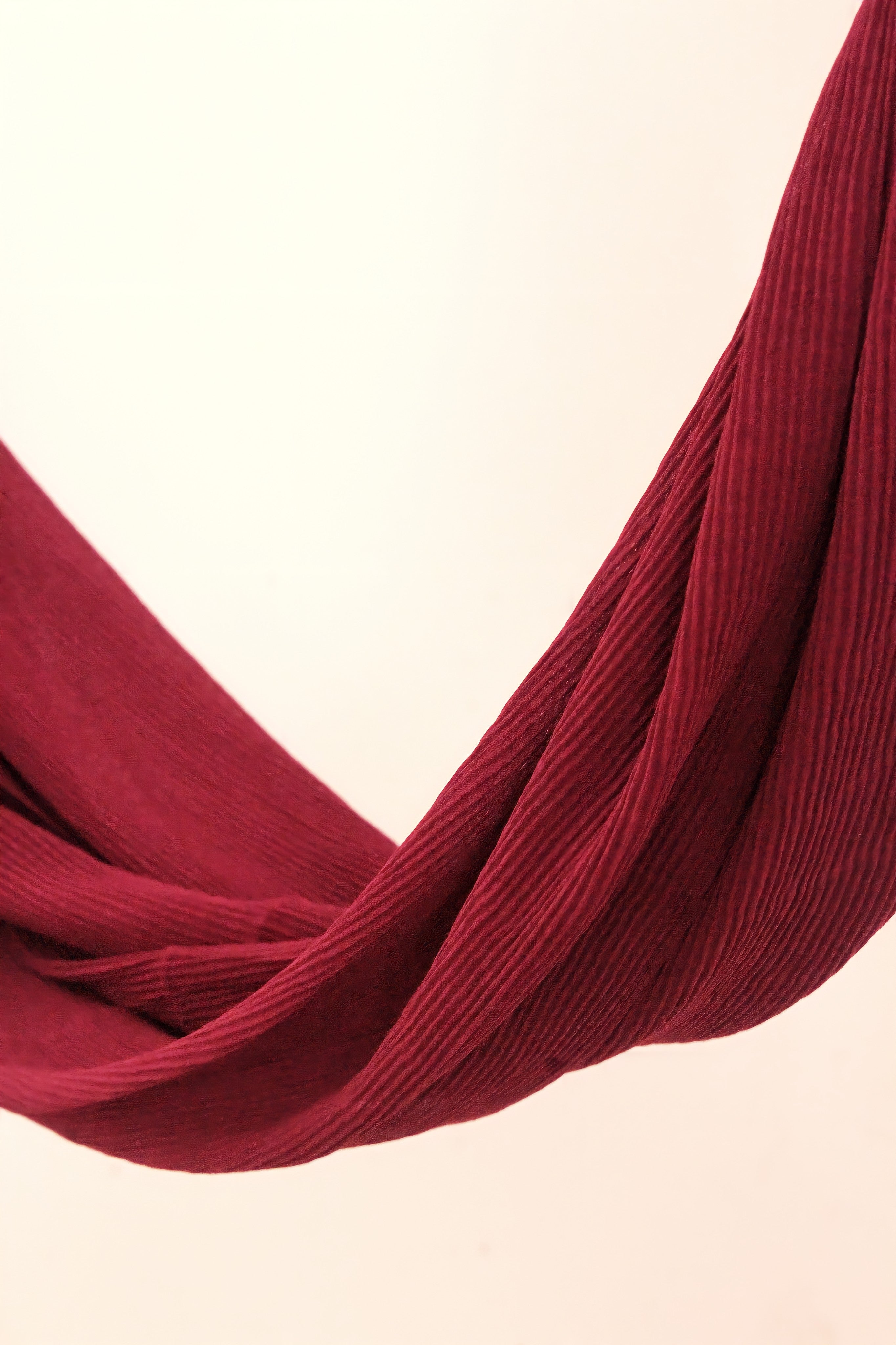 Electric Crinkle Hijab - Modest Clothing For Women | Armario Modesto