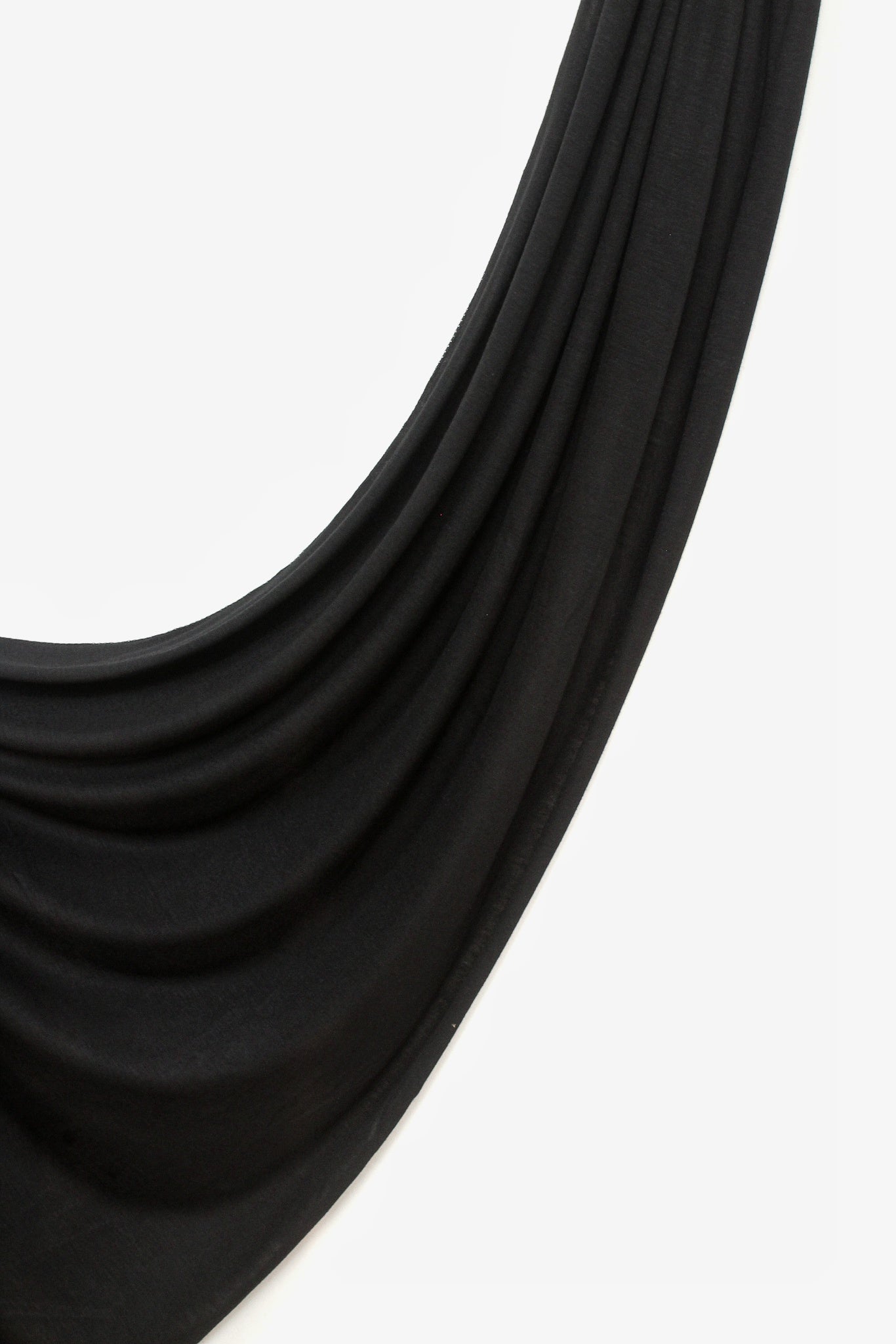 Jet Black - Modest Wear For Women | Armario Modesto