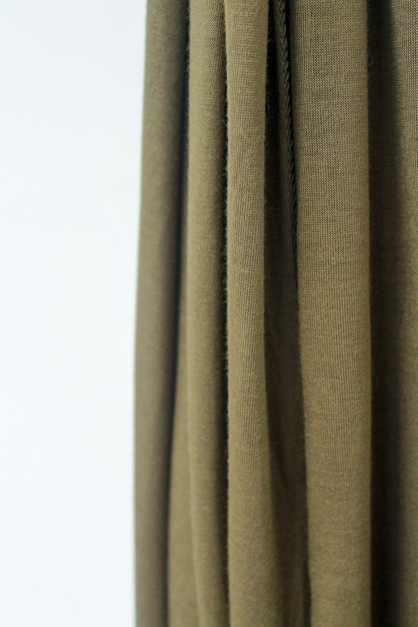 Deep Olive Hijab - Modest Wear For Women | Armario Modesto