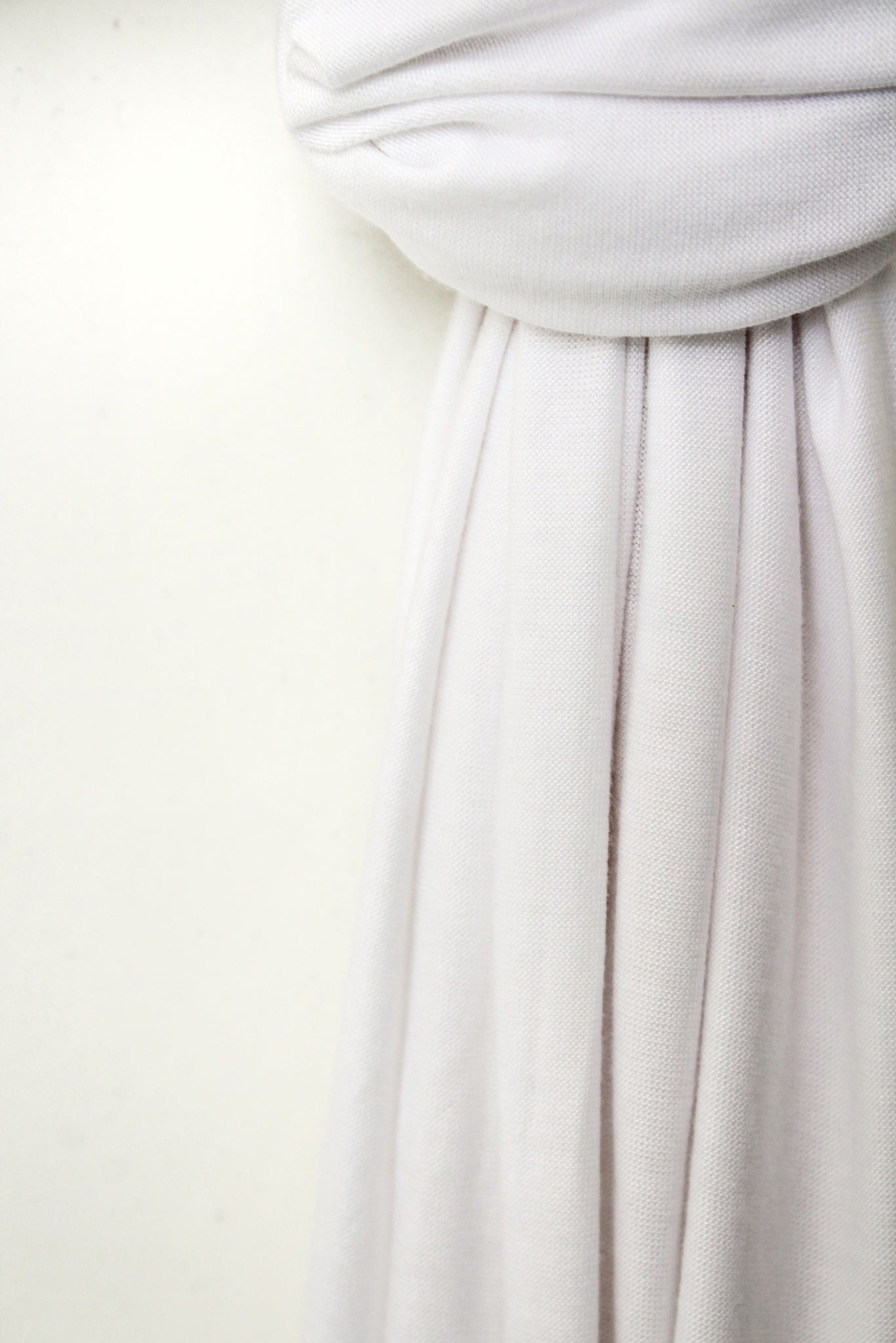 White Hijab - Modest Wear for Women | Armario Modesto
