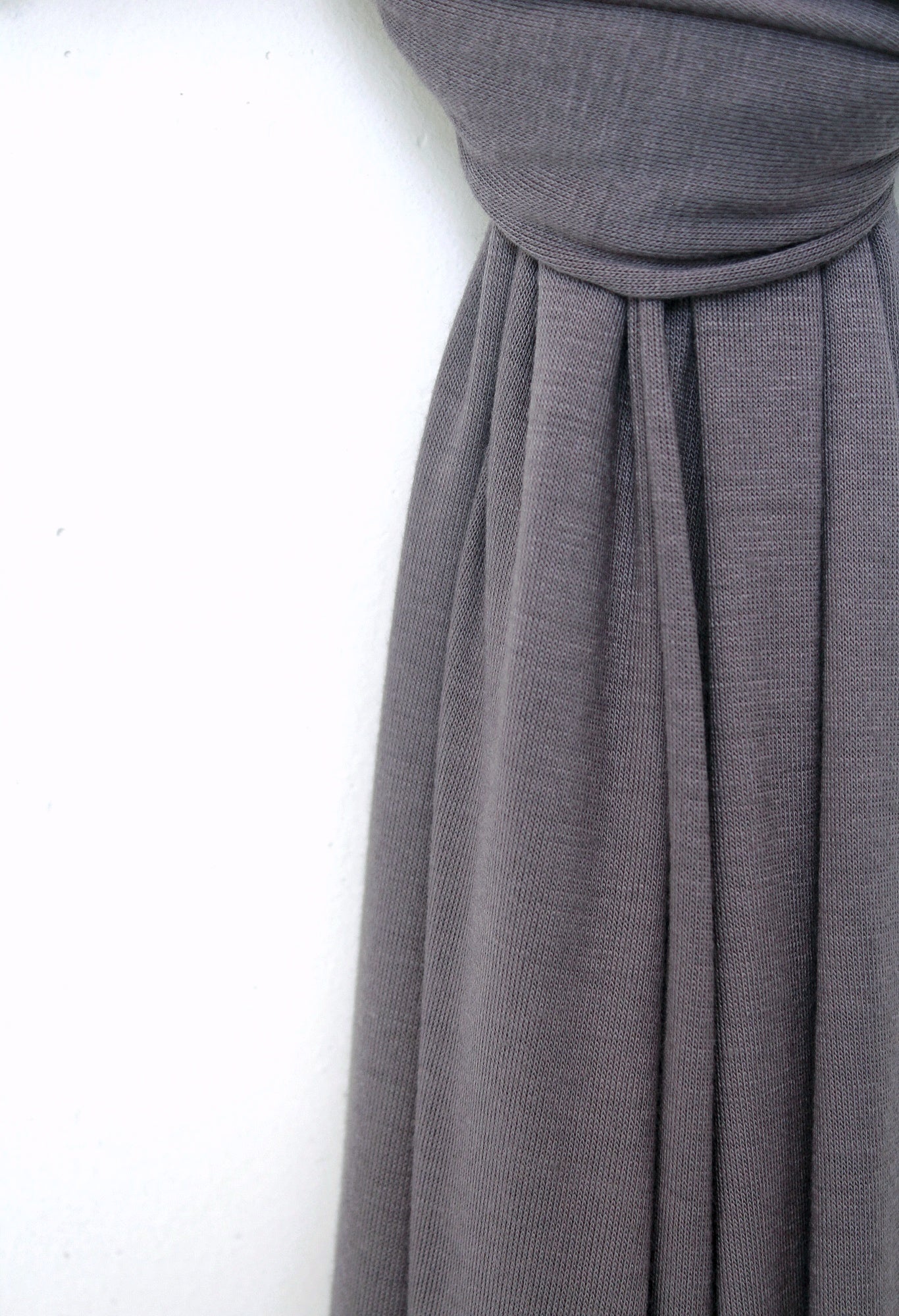 Graphite Hijab - Modest Wear For Women | Armario Modesto