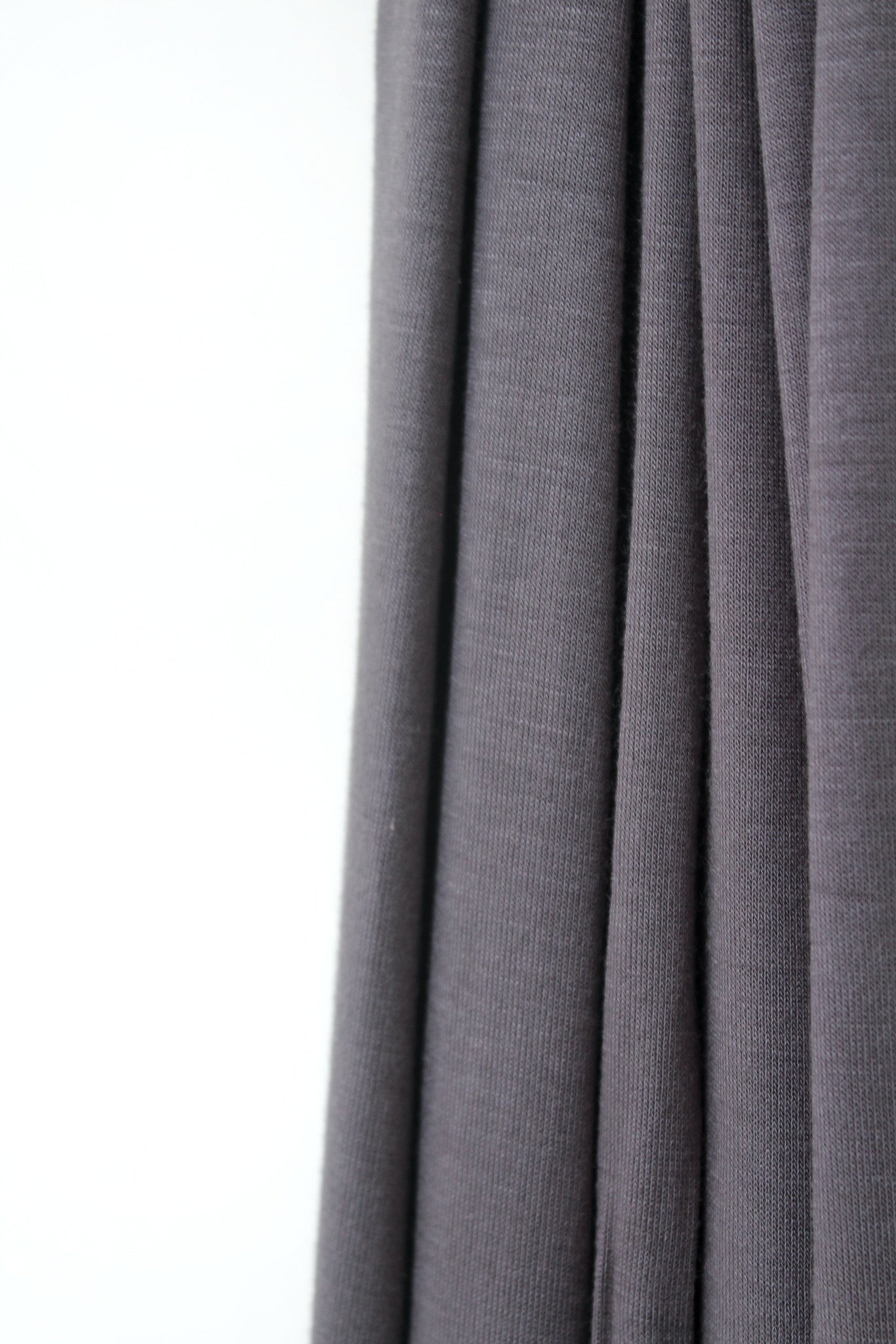 Graphite Hijab - Modest Wear For Women | Armario Modesto