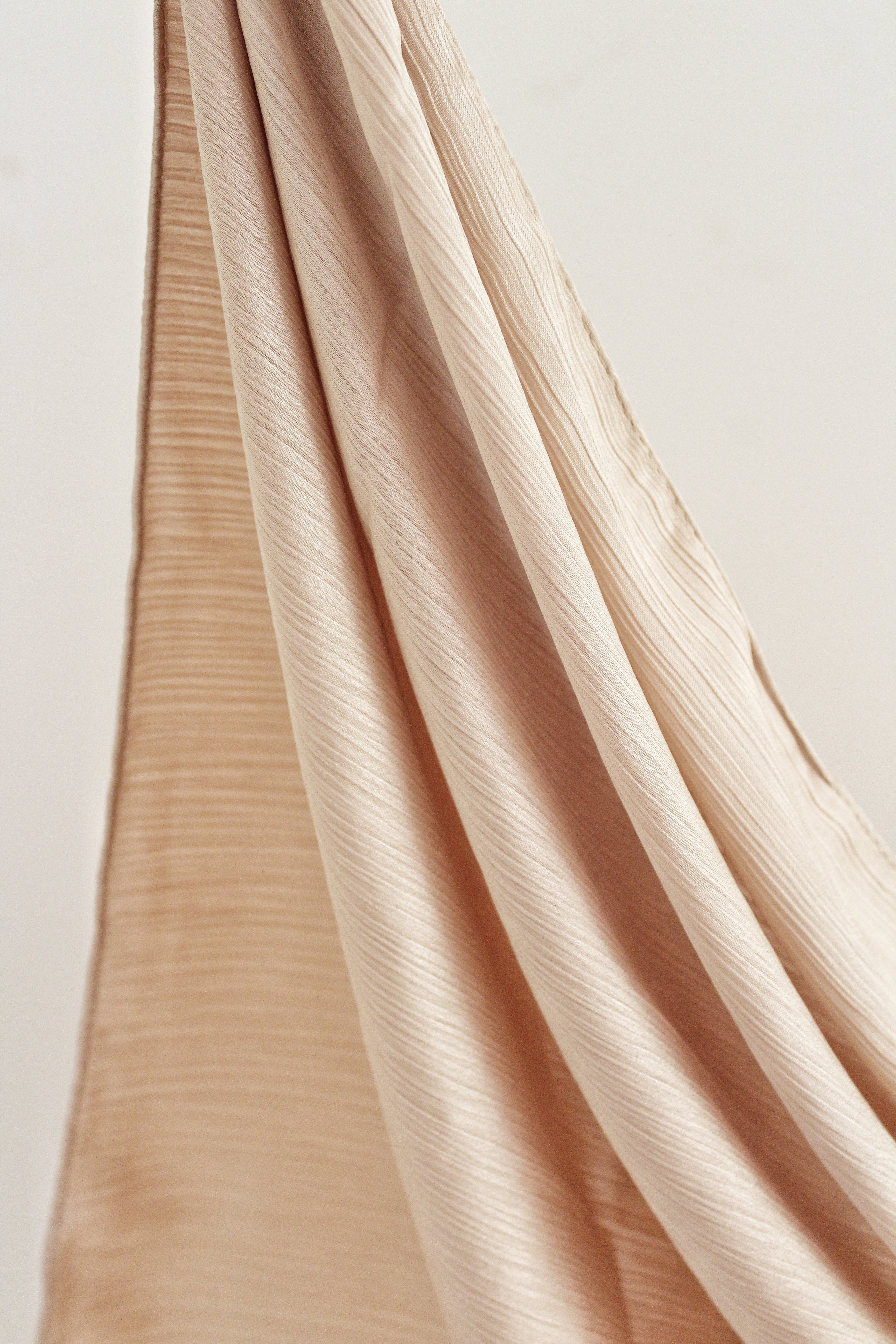 Warm Praline Hijab - Modest Clothing For Women | Armario Modesto