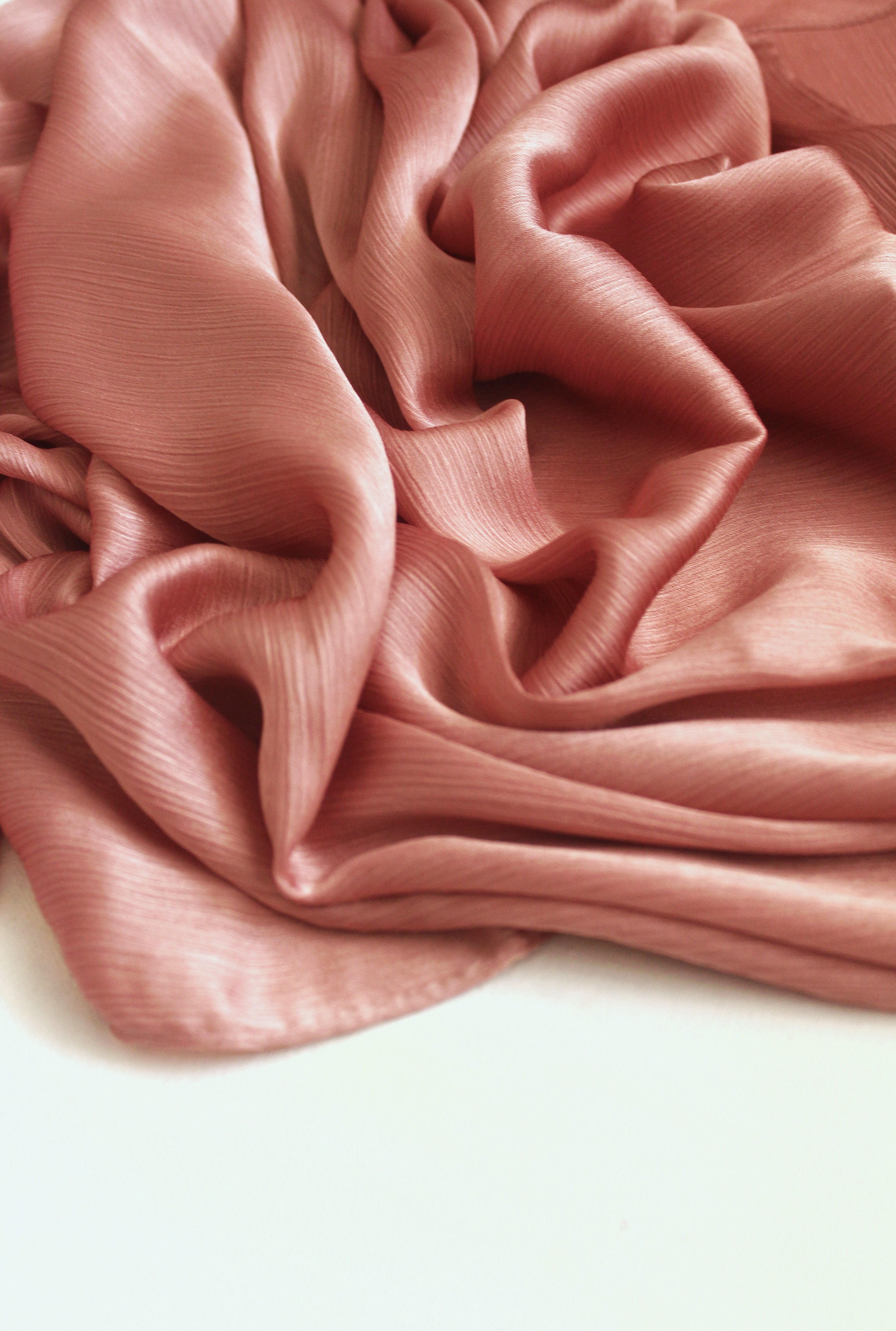 Rose Gold Hijab - Modest Clothing For Women | Armario Modesto