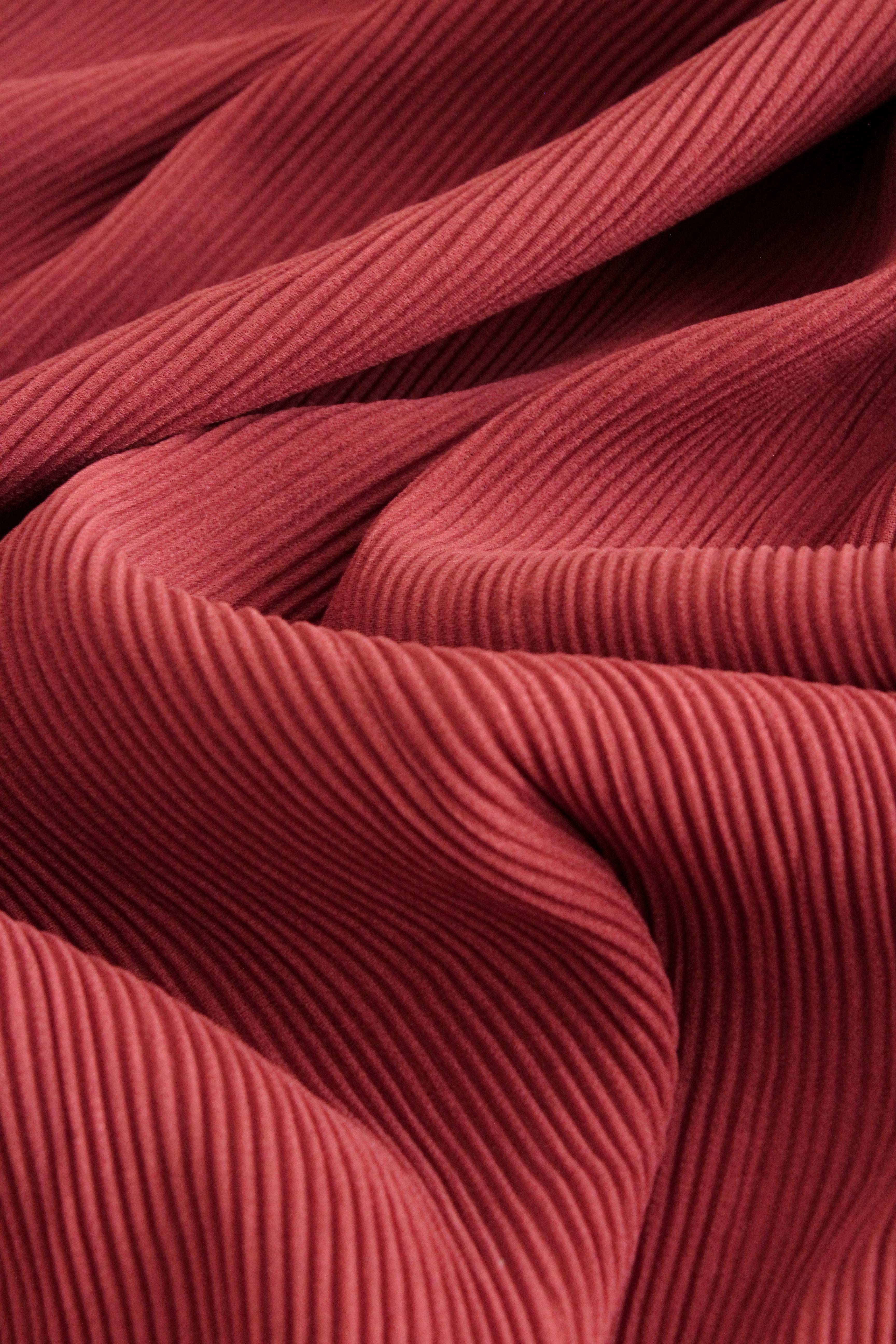 Rosewood Crinkle Hijab - Modest Clothing For Women | Armario Modesto