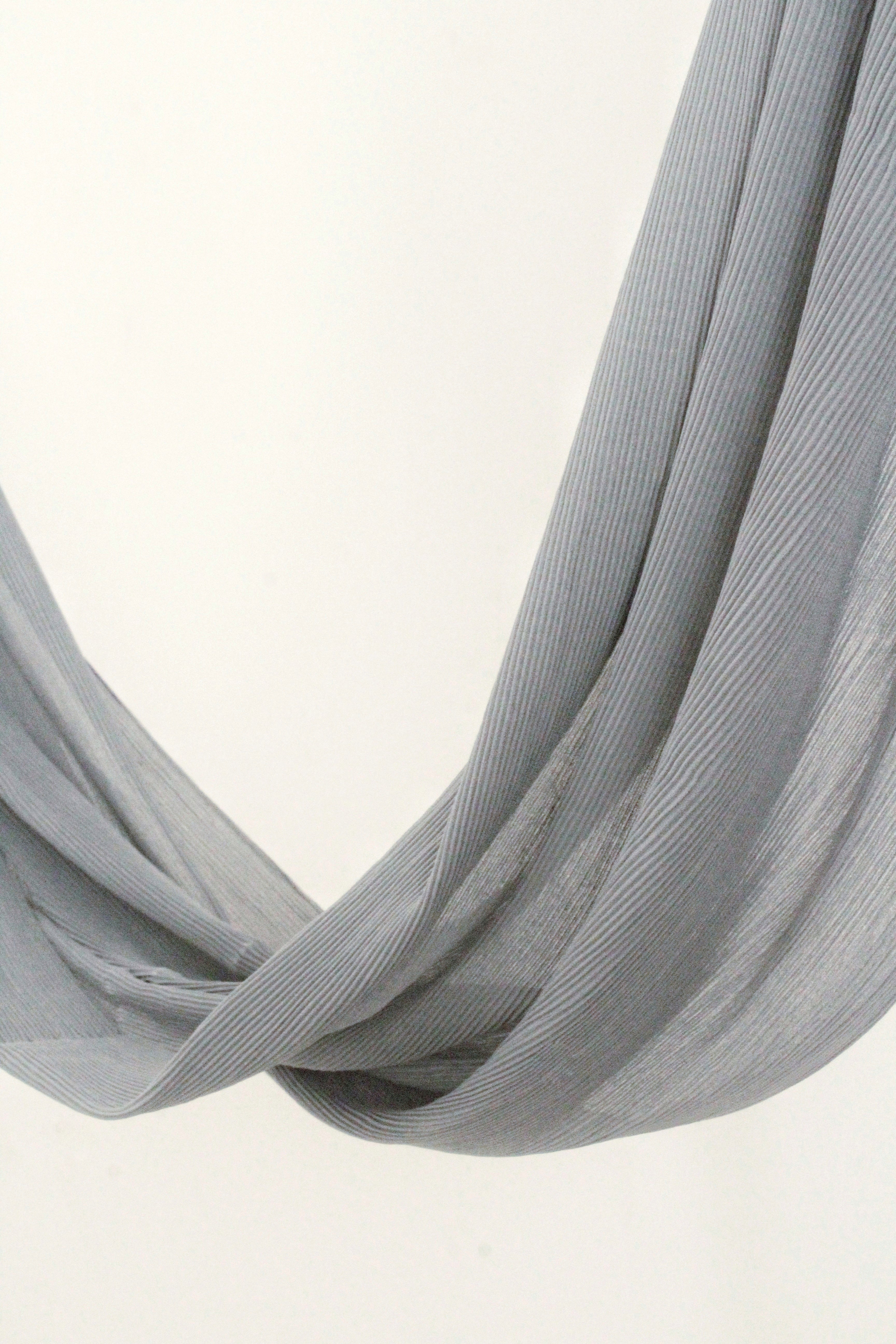 Buff Crinkle Hijab - Modest Clothing For Women | Armario Modesto