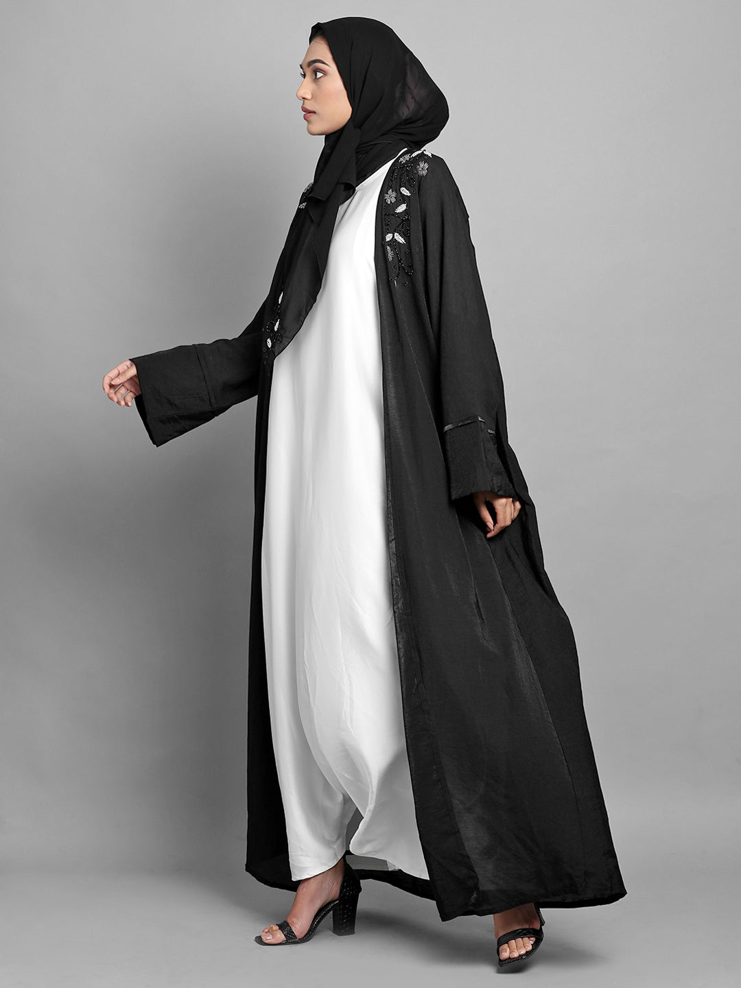 Hypnotic Abaya - Armario Modesto -  modest clothing for women
