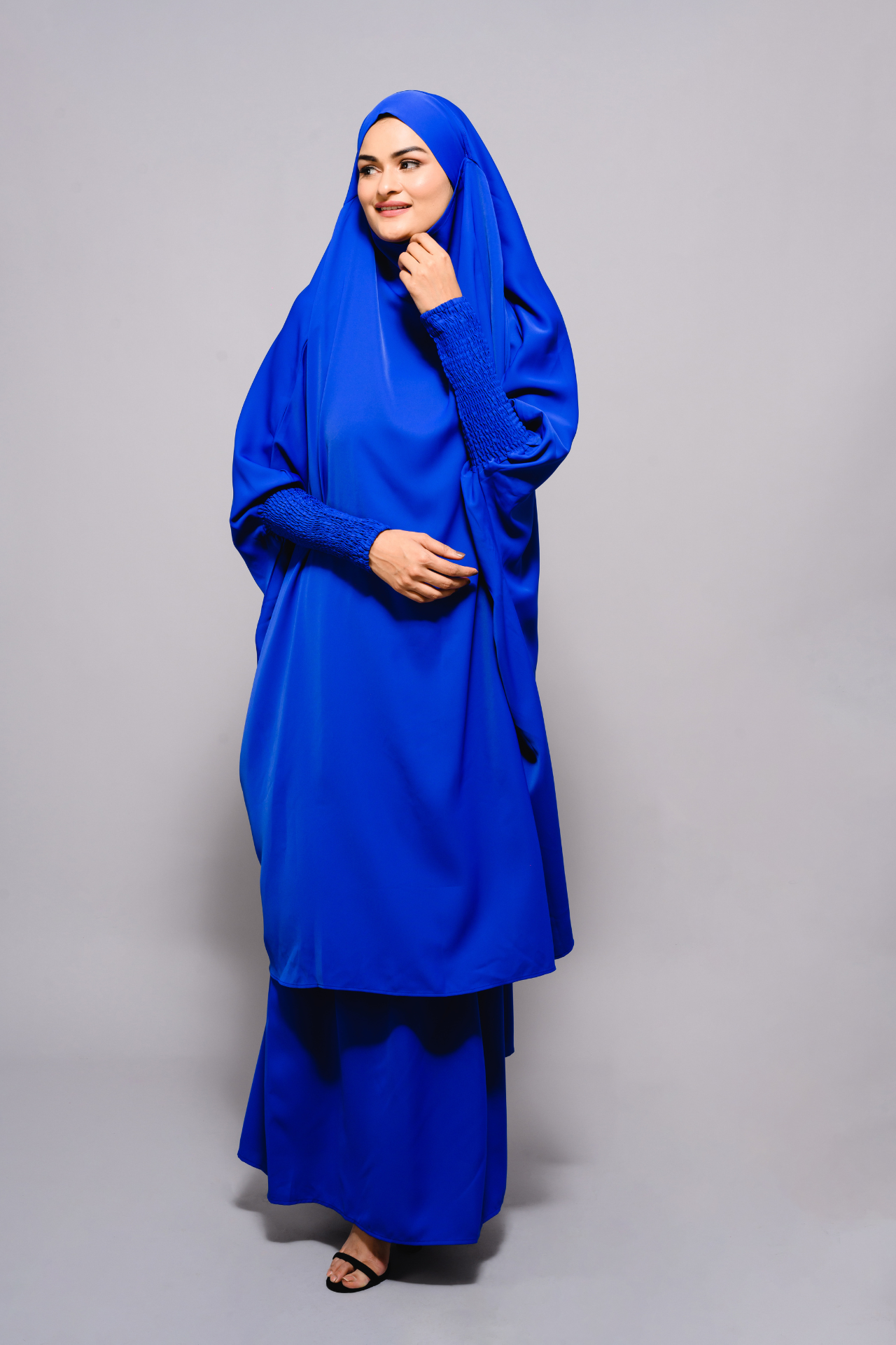 Azure Jilbab - Silk Blend Nida - Modest Clothing For Women | Armario Modesto