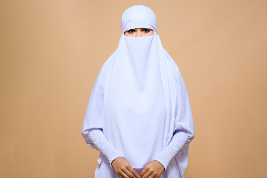 Snow Jilbab - Silk Blend Nida - Modest Clothing For Women | Armario Modesto