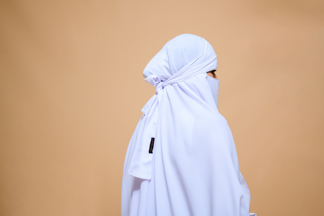 Snow Jilbab - Silk Blend Nida - Modest Clothing For Women | Armario Modesto