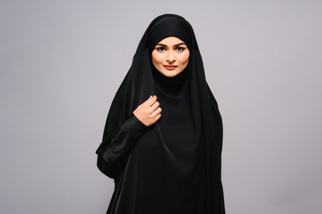 Jet Black Jilbab - Modest Clothing for Women | Armario Modesto