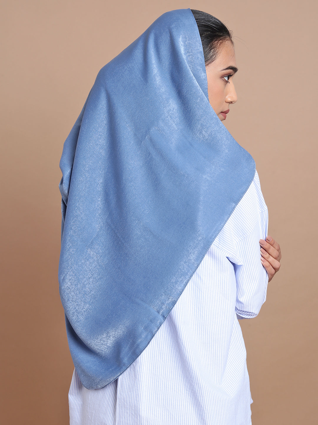 Denim Velvet Hijab - Modest Clothing For Women | Armario Modesto