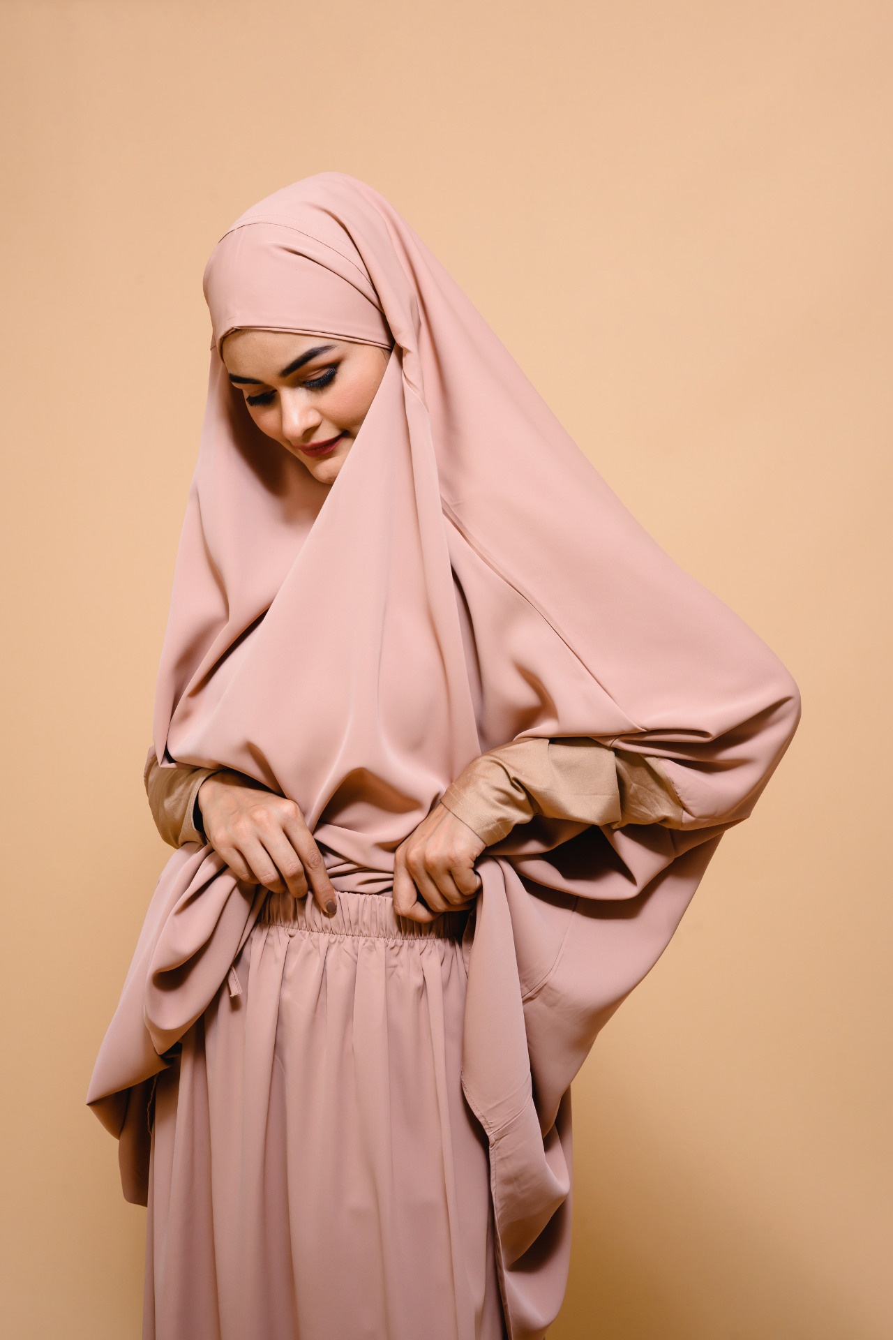Modest Islamic clothing for women - Bare Jilbab