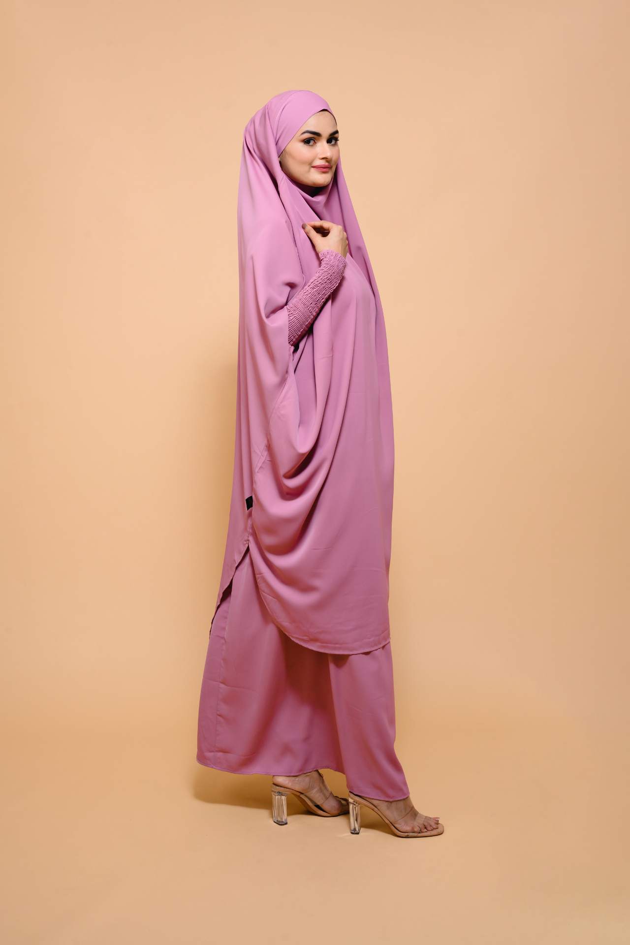 Berry Nude Jilbab - Silk Blend Nida - Modest Clothing For Women | Armario Modesto