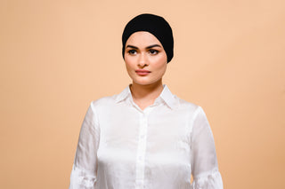 Black Silk-Blend Satin Under scarf - Modest Clothing For Women | Armario Modesto