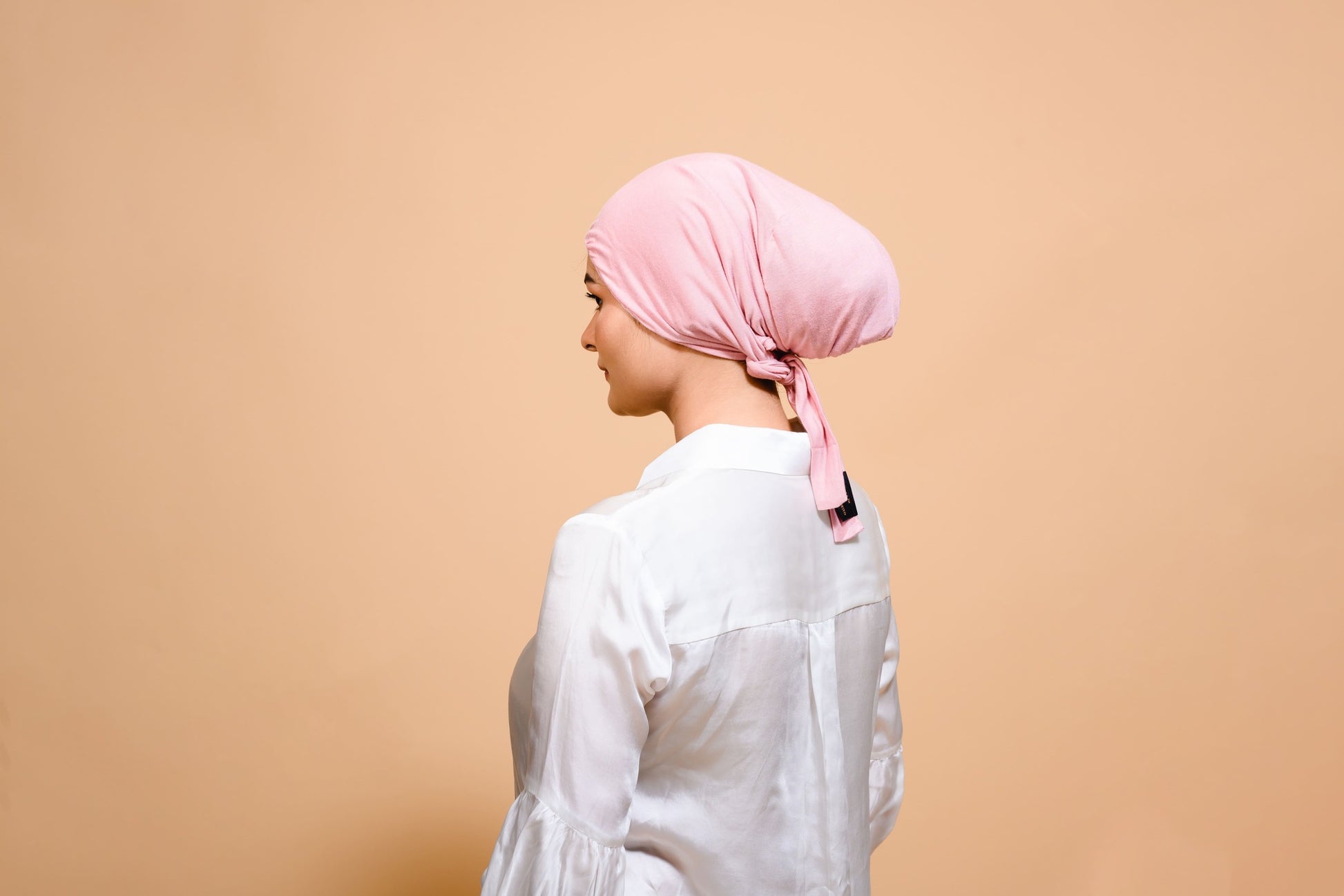 Blush Silk-Blend Satin Under scarf - Modest Clothing For Women | Armario Modesto