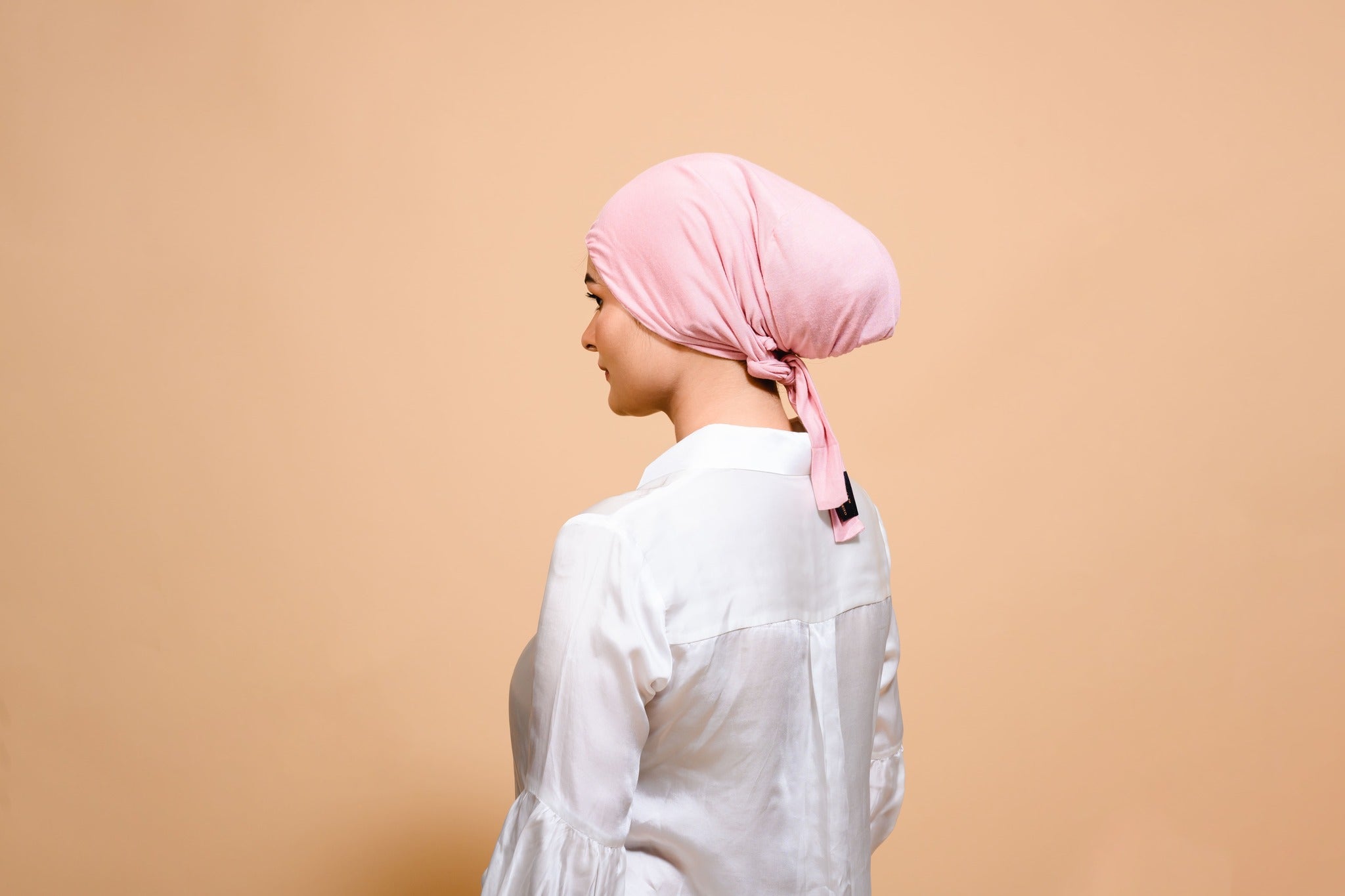 Blush Silk-Blend Satin Under scarf - Modest Clothing For Women | Armario Modesto