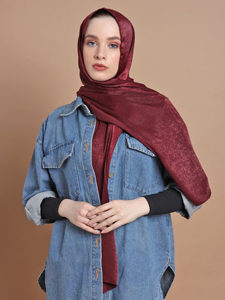 Plum Velvet Hijab - Modest Clothing For Women | Armario Modesto