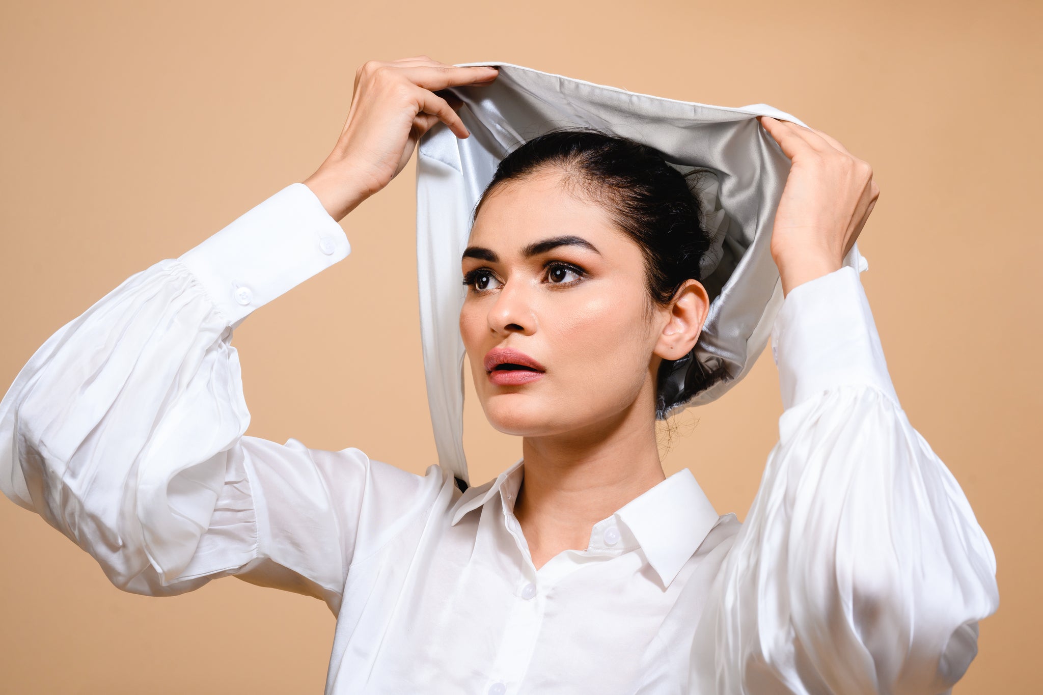 Ivory Silk-Blend Satin Under scarf - Modest Clothing For Women | Armario Modesto