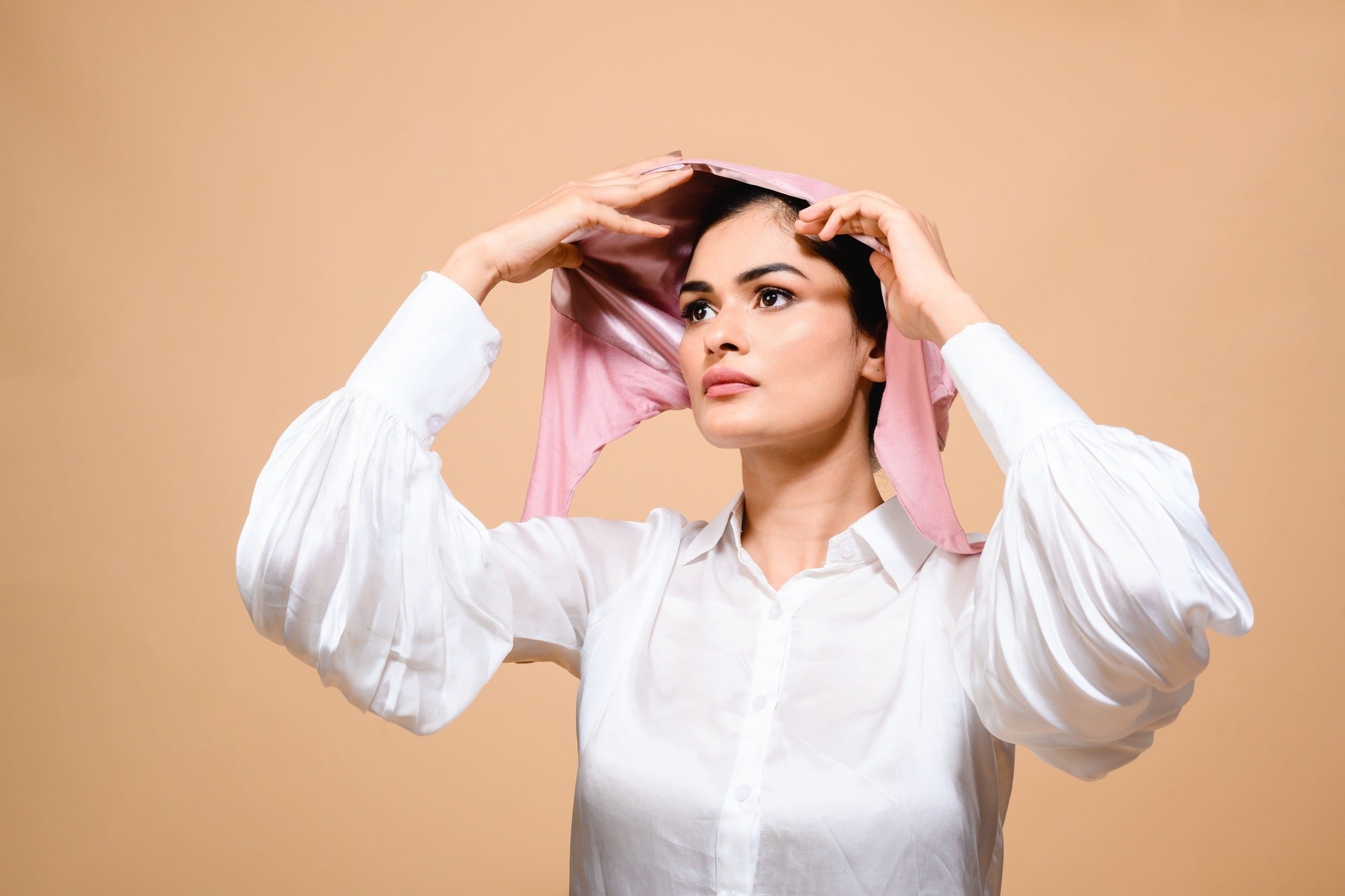 Blush Silk-Blend Satin Under scarf - Modest Clothing For Women | Armario Modesto