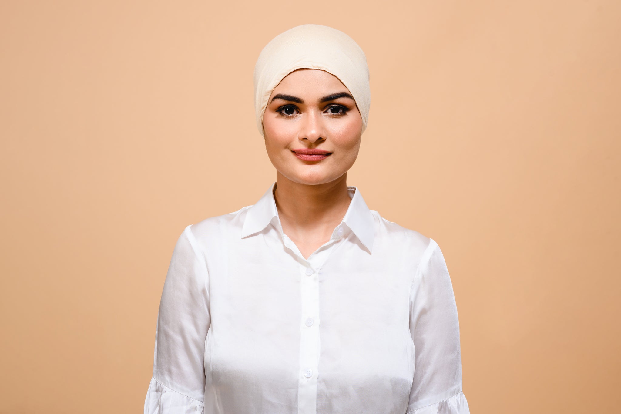 Mink Silk-Blend Satin Under scarf - Modest Clothing For Women | Armario Modesto